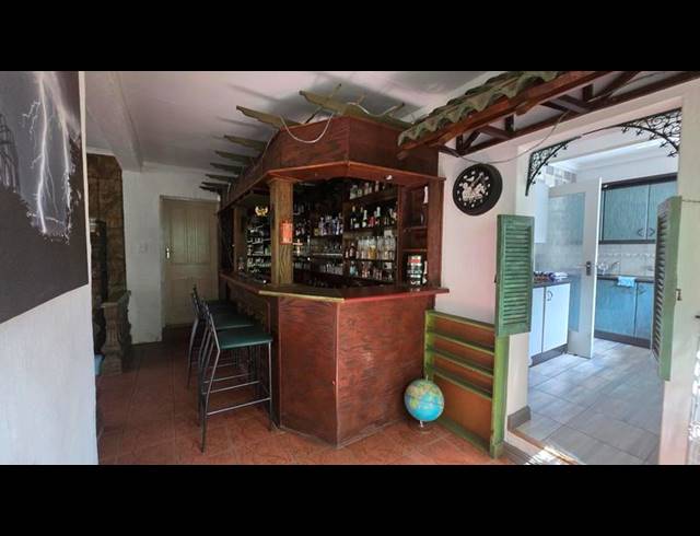 4 BEDROOM HOUSE FOR SALE IN SUNWARD PARK